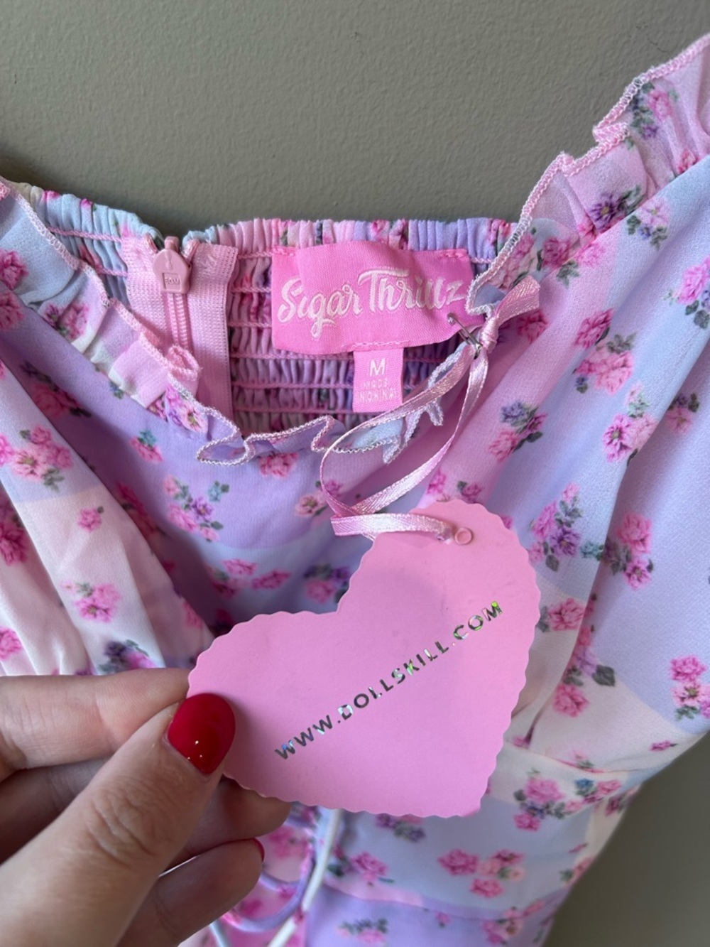 Dollskill Floral Dress - Picture 2 of 4